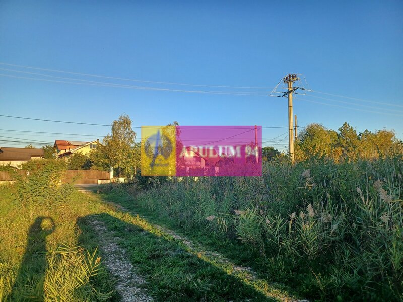 Gulia, teren intravilan 1108, cu utilitati